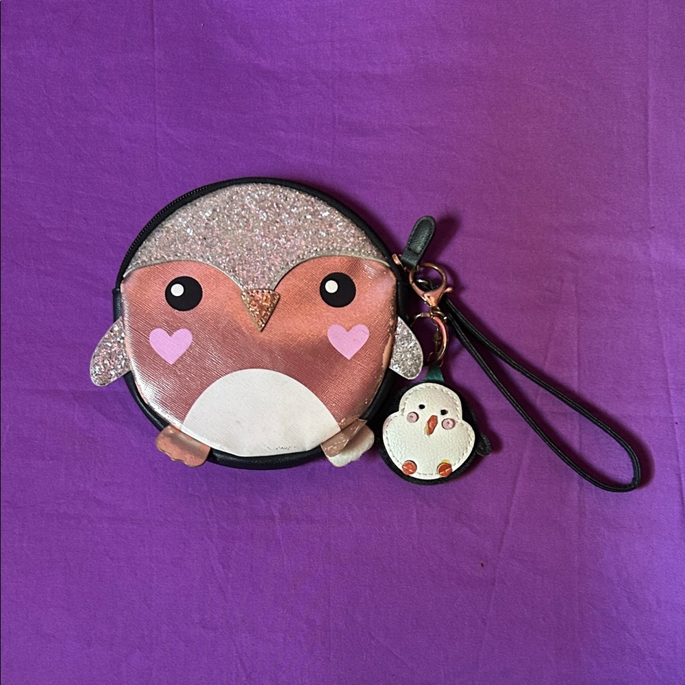 Betsey Johnson| Christmas Penguin Wristlet